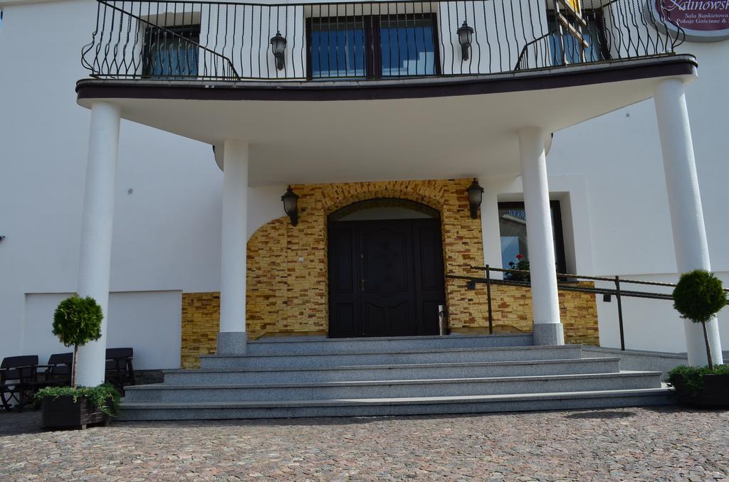 Sala Bankietowa I Pokoje Goscinne Sokolka Exterior photo